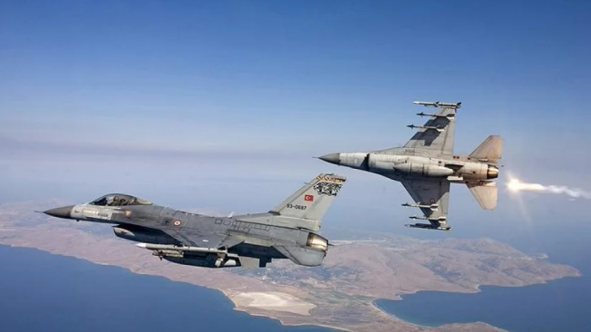 Υπερπτήσεις τουρκικών F-16 πάνω από πέντε ελληνικά νησιά