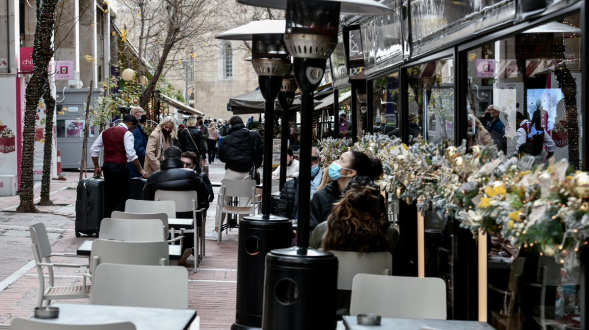 Πασχαλινό εορταστικό ωράριο: Ανοιχτά την Κυριακή τα καταστήματα, δείτε τι ώρα κλείνουν σήμερα τα μαγαζιά 