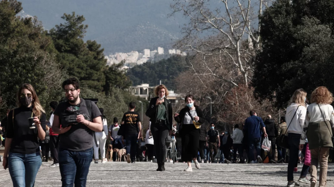 Καιρός: Ζέστη με εξασθένηση των ανέμων, δείτε τις θερμοκρασίες σήμερα σε δέκα μεγάλες πόλεις