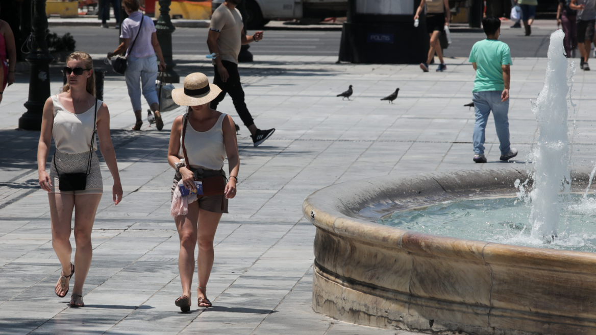 Καιρός: Καύσωνας με αφρικανική σκόνη μέχρι και αύριο, πού θα δούμε 40άρια