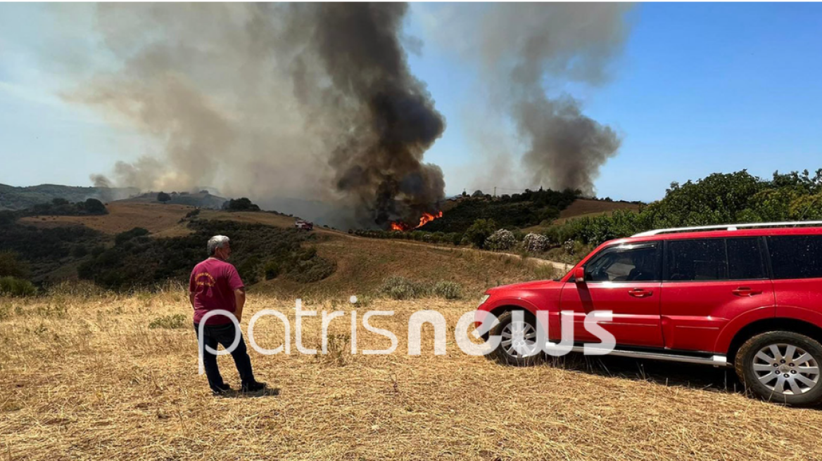 Φωτιά στην Ηλεία: Παίρνει διαστάσεις η πυρκαγιά, δύο ελικόπτερα και 4 Canadair στη μάχη 