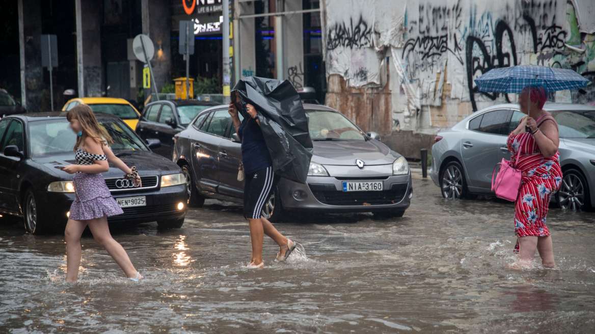 Καιρός: Πώς θα εξελιχθεί η κακοκαιρία τις επόμενες ώρες, καλοκαίρι ξανά από το ερχόμενο Σαββατοκύριακο