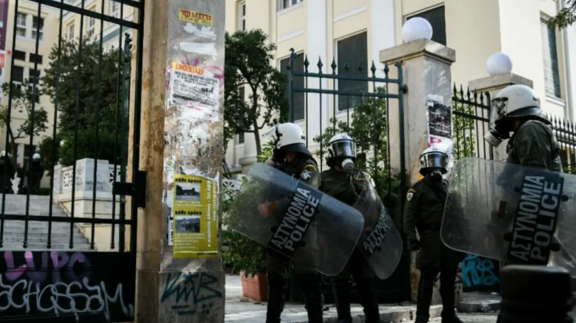 Πανεπιστημιακή Αστυνομία: Ξεκινούν από σήμερα οι περιπολίες στο ΕΚΠΑ