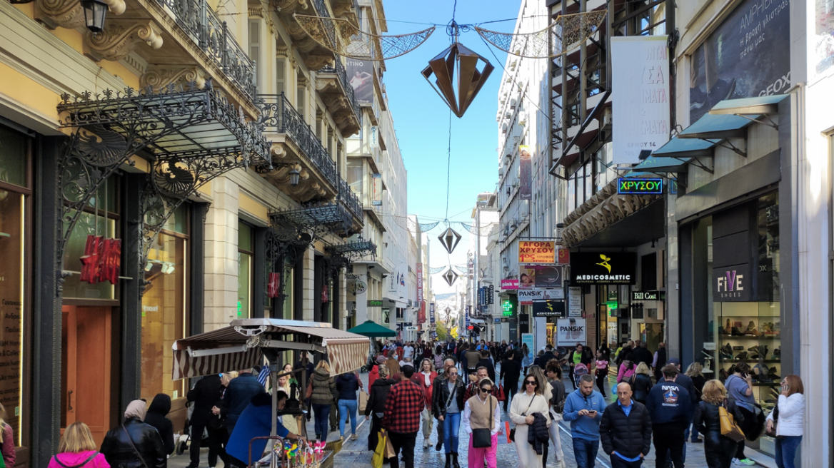 Χειμερινές εκπτώσεις: Πόσο θα διαρκέσουν - Πέντε συμβουλές για τους καταναλωτές