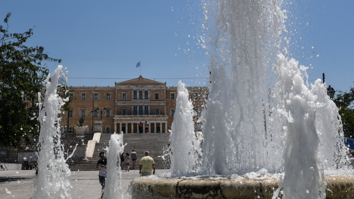 Καιρός: Με αρκετή ζέστη και 17άρια θα κυλήσει η ερχόμενη εβδομάδα - Θα δούμε τελικά κρύο μέσα στον Γενάρη; 