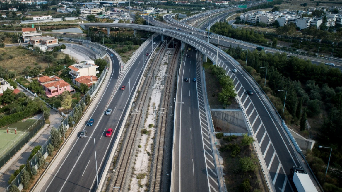 Κηδεία τέως βασιλιά Κωνσταντίνου - Κίνηση: Έκτακτα μέτρα της Τροχαίας στην Περιφερειακή Υμηττού - Δείτε τις ώρες