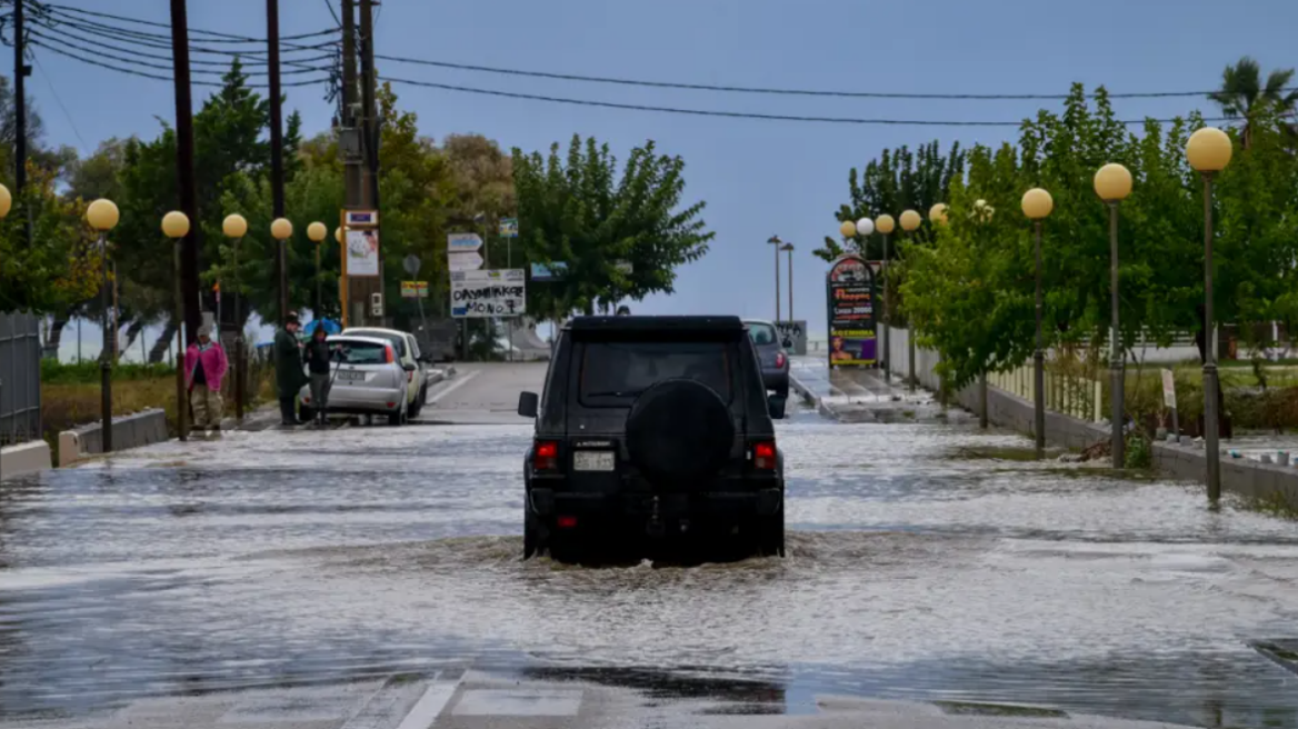 Καιρός στην Αθήνα: Καταιγίδες από το απόγευμα - Κίνδυνος χαλαζοπτώσεων μέσα στη  νύχτα