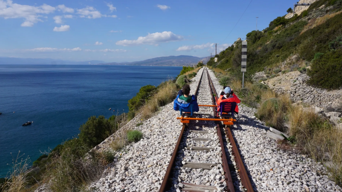 Τι είναι το Railbiking που ήρθε και στην Ελλάδα