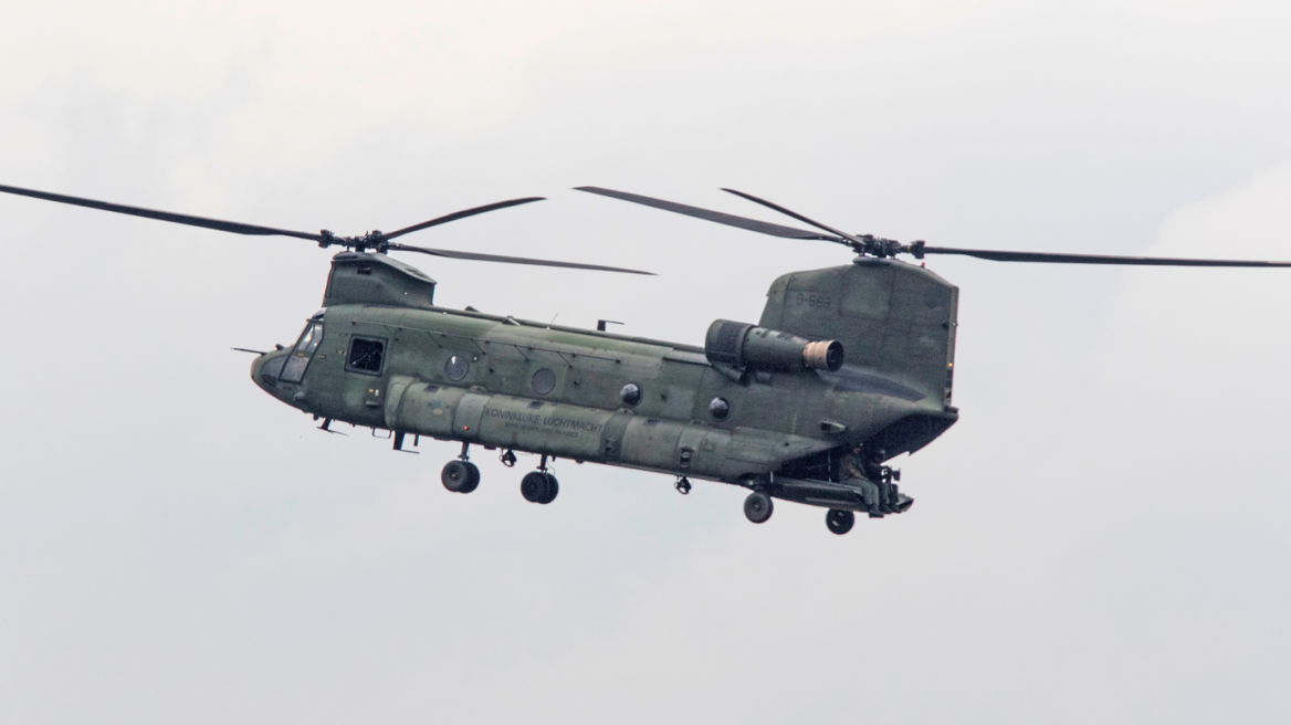 ΗΠΑ - Τσούνης: Στέλνουν 3 ελικόπτερα Chinook για τις πυρκαγιές - «Θα συνεχίσουμε να βοηθούμε την Ελλάδα»