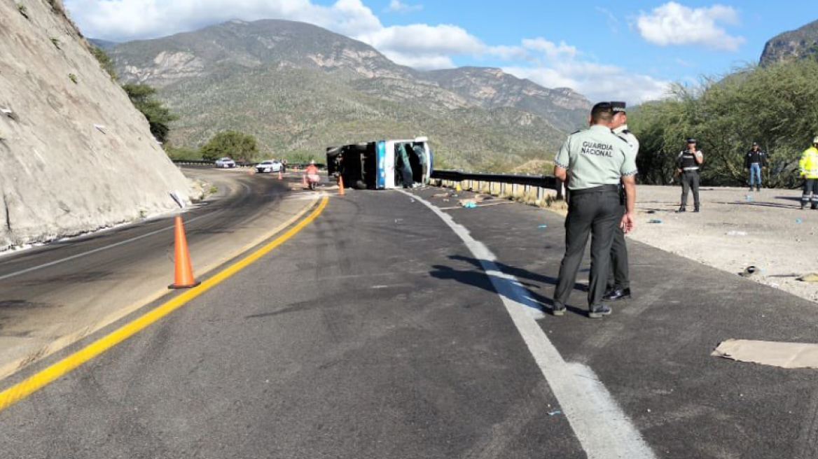 Μεξικό: 18 νεκροί, μεταξύ των οποίων και παιδιά, από ανατροπή λεωφορείου που μετέφερε μετανάστες