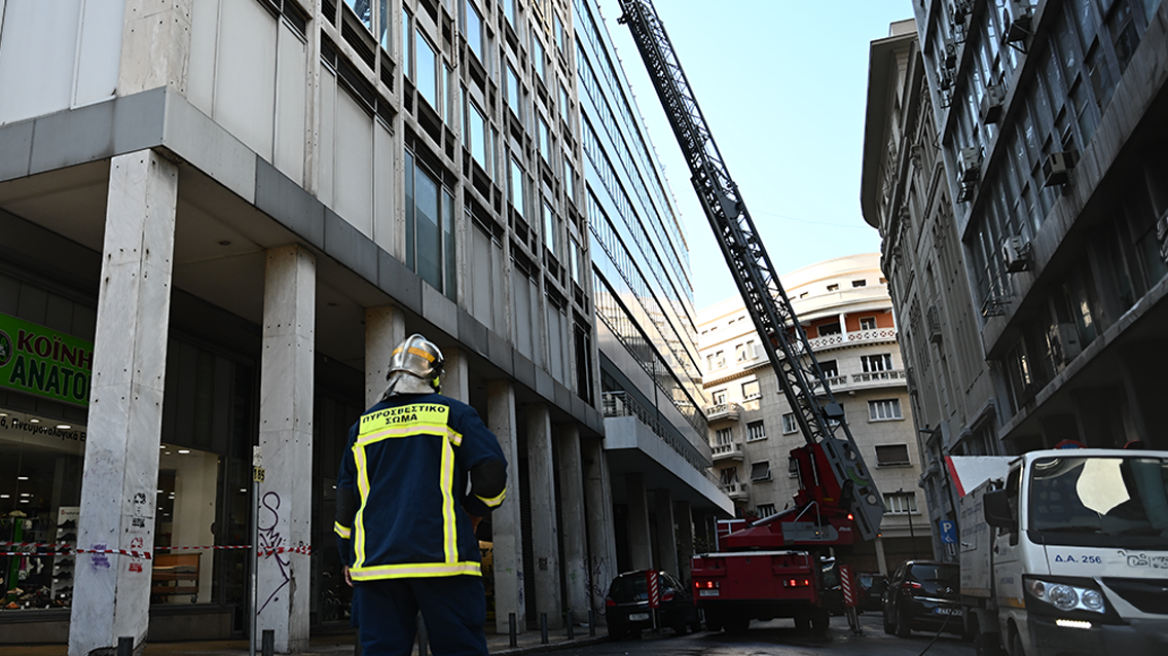 Βόμβα στο υπουργείο Εργασίας: Φόβοι για δεύτερο χτύπημα όσο καθυστερεί η ανάληψη ευθύνης - Πού στρέφονται οι έρευνες