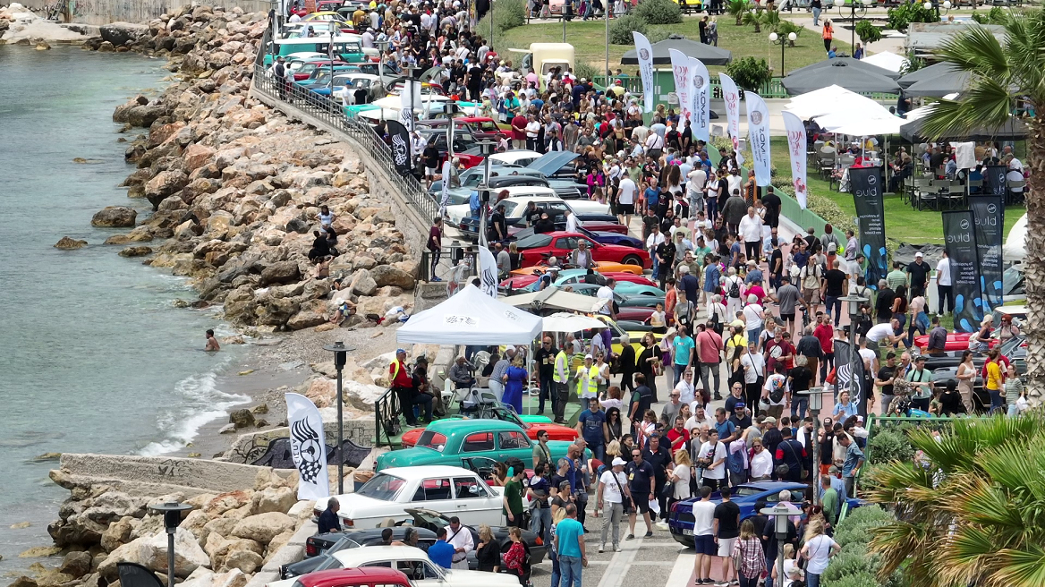 Alimos Classic Car Sunday V: Cadillac, Stingray, «άρωμα» 60's και street food σε μια μονοήμερη... εκδρομή στον Άλιμο!