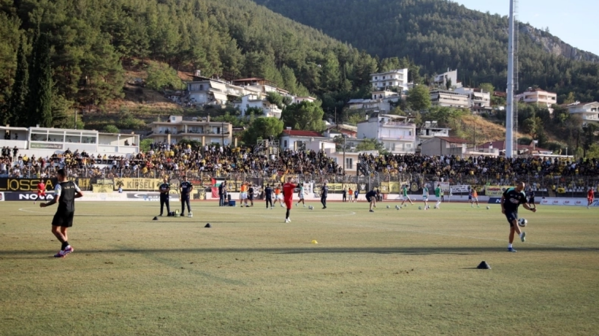 Κλείνει για δύο μέρες το Δημοτικό στάδιο Λιβαδειάς λόγω μόλυνσης του χλοοτάπητα από σκουλήκι