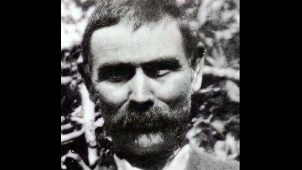 Ο τελετουργικός φόνος στη Βρετανία που είναι γρίφος εδώ και 80 χρόνια: Ο άνδρας που μαχαιρώθηκε μέχρι θανάτου και το μυστικό ενός ολόκληρου χωριού