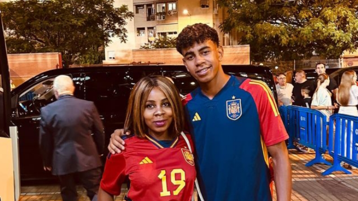 Χορεύει με τη μητέρα του και γίνεται viral ο Γιαμάλ - Βίντεο 