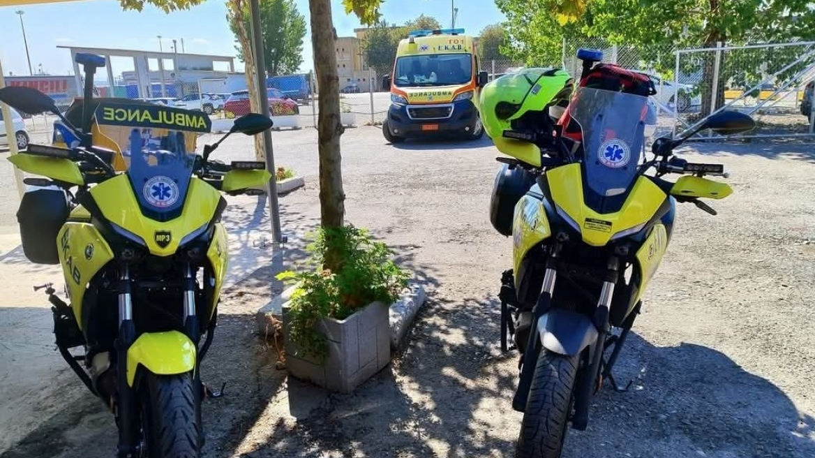 «Γέφυρα ζωής» από την ΕΛΑΣ για τη μεταφορά βρέφους - Μόλις 6' από τη Νεάπολη στο Ιπποκράτειο