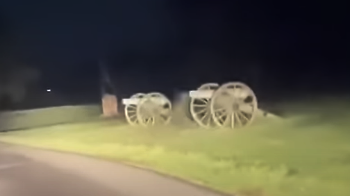 Το στοιχειωμένο Gettysburg: Κάμερα πιάνει «φαντάσματα-στρατιώτες» στο πεδίο μάχης (vid)