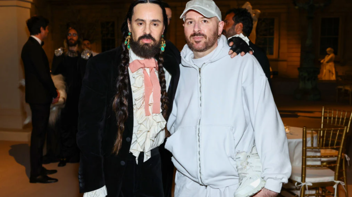 Το καρουζέλ των creative directors: γιατί αλλάζουν θέσεις όλοι οι μεγάλοι σχεδιαστές;