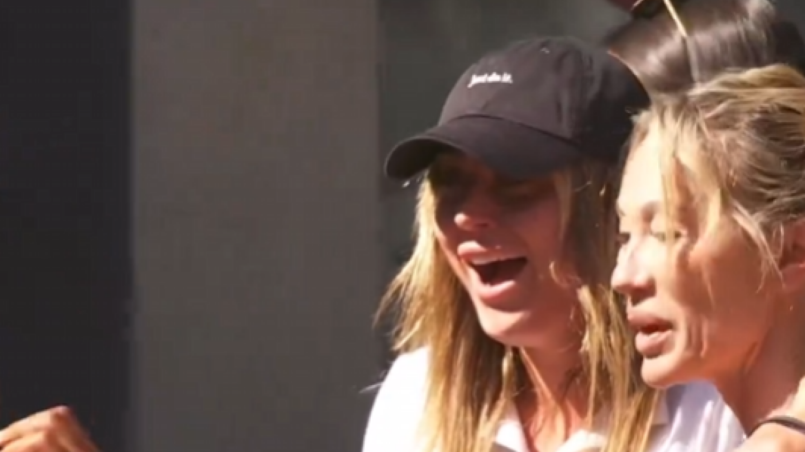 Απόλαυσαν τον Τσιτσιπά στη Μαδρίτη η Μπαντόσα και η μητέρα της - Βίντεο 