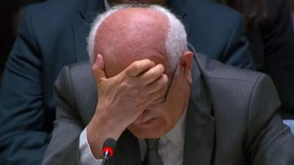  Έβαλε τα κλάματα ο πρέσβης της Παλαιστίνης στο Συμβούλιο Ασφαλείας του ΟΗΕ για την κατάσταση στη Γάζα - «Έχω κι εγώ εγγόνια»