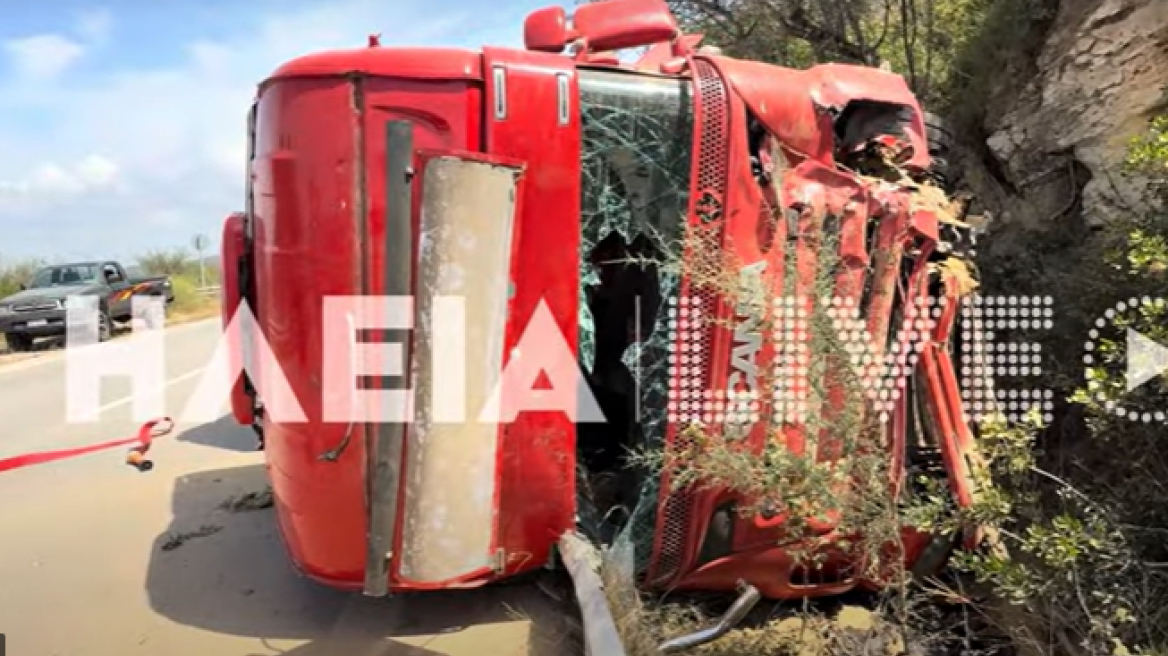 Νταλίκα ντελαπάρισε στην Εθνική Πύργου-Κυπαρισσίας, τραυματίας ο οδηγός - Δείτε βίντεο