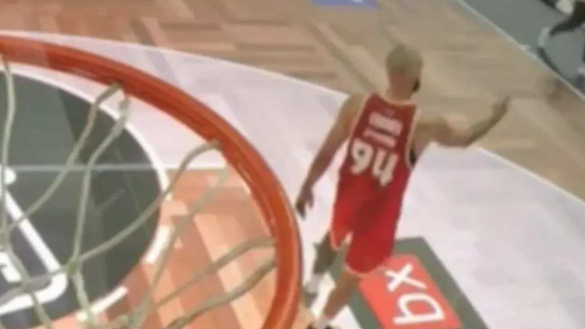 Φουρνιέ για τη χειρονομία στο ΟΑΚΑ: «Έστειλα άσχημο μήνυμα, αλλά είμαι άντρας, έπρεπε να υπερασπιστώ τον εαυτό μου και δεν μετανιώνω»