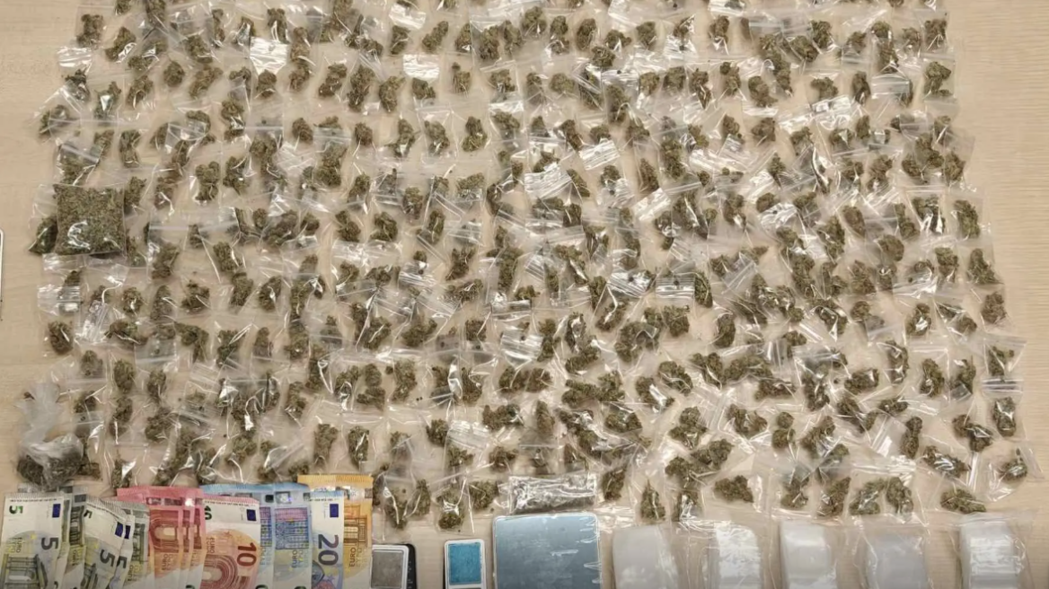 Συνελήφθη 25χρονος για διακίνηση ναρκωτικών στον Άγιο Παντελεήμονα