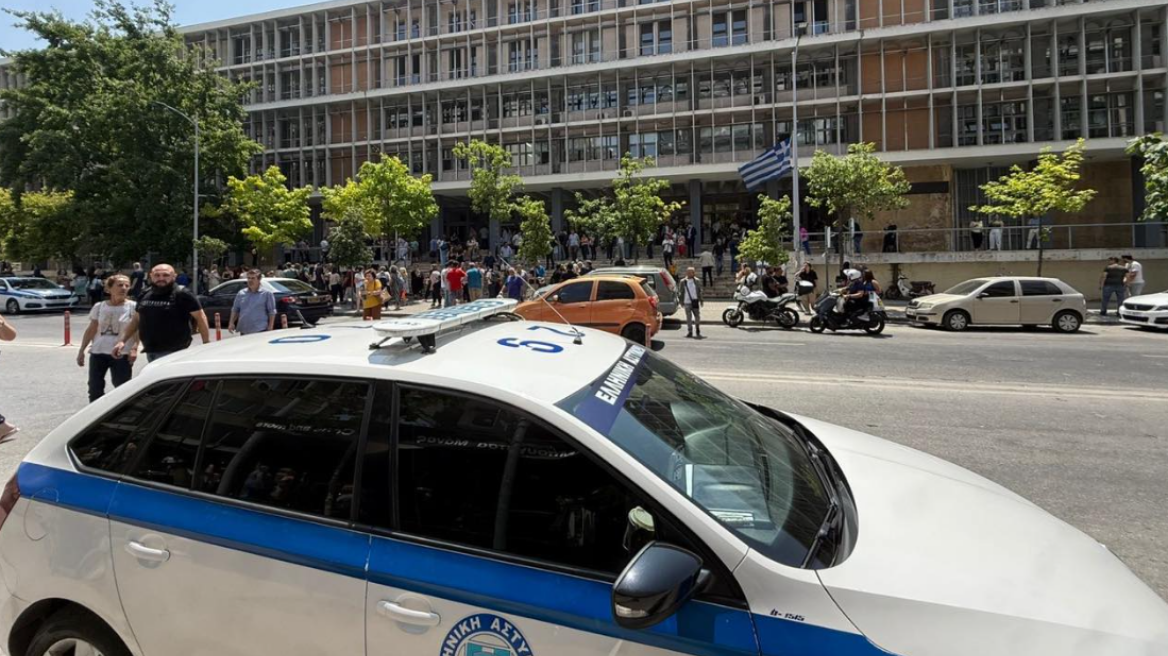 Φάρσα το τηλεφώνημα για βόμβα στο Δικαστικό Μέγαρο Θεσσαλονίκης
