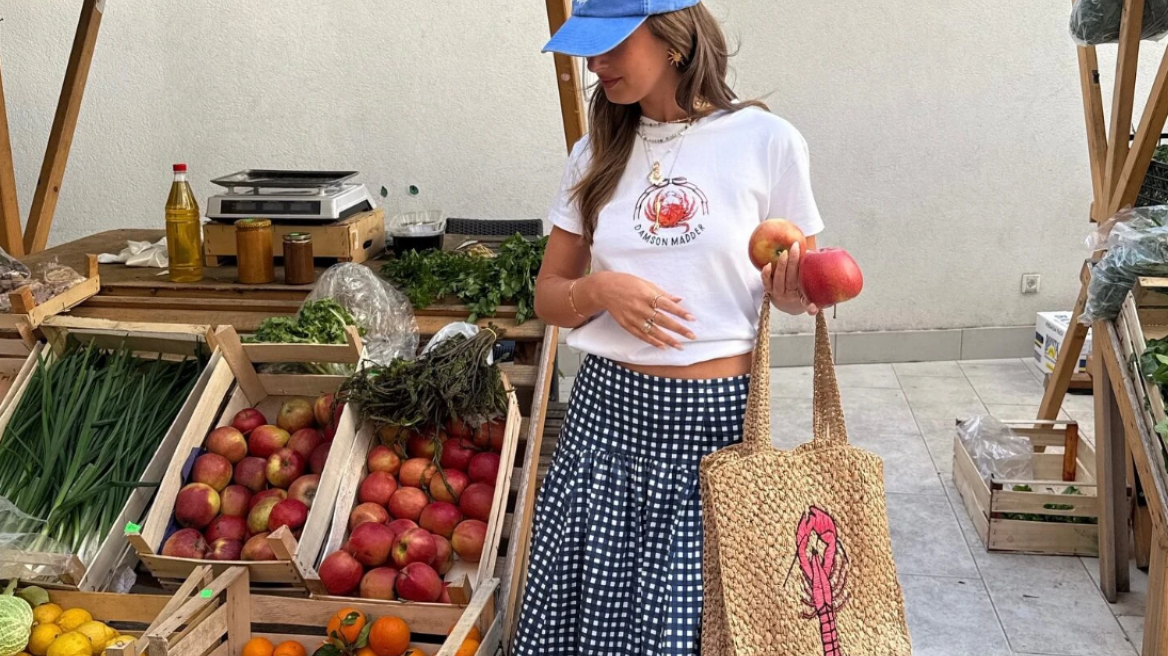 Καλοκαιρινές τσάντες: Οι ωραιότερες επιλογές για να σας μεταφέρουν από την πόλη στην παραλία
