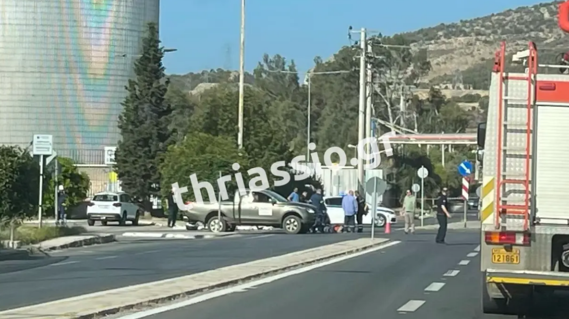 Τροχαίο στην Ελευσίνα στην Παλαιά Εθνική Οδό - Τραυματίας μοτοσικλετιστής στο ύψος των ΕΛΠΕ