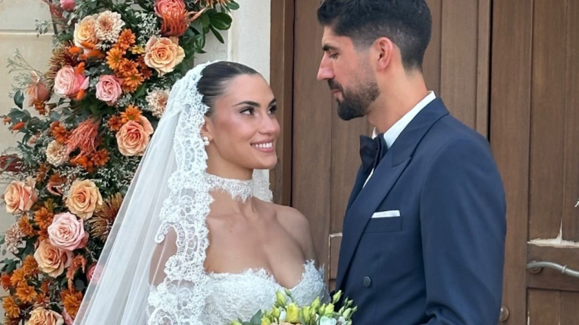 Παντρεύτηκε την εκλεκτή της καρδιάς του ο Ανδρέας Μπουχαλάκης - Φωτογραφίες, βίντεο 