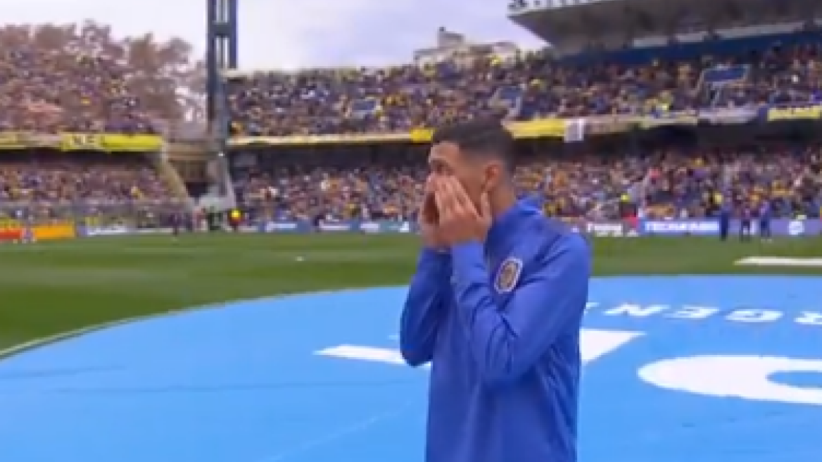 Ντι Μαρία: Αποθεώθηκε και έκλαψε στην επιστροφή του μετά από 18 χρόνια στη Ροζάριο Σεντράλ - Βίντεο 