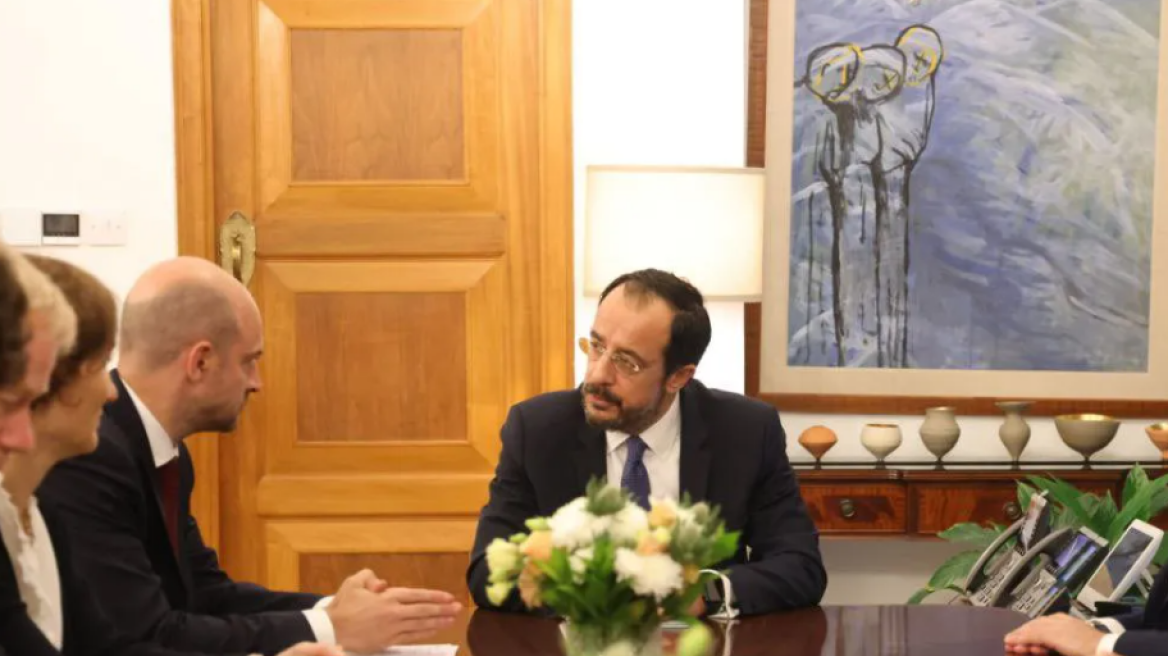 Στην Κύπρο ο Γάλλος ΥΠΕΞ για συζητήσεις στους τομείς άμυνας και ασφάλειας, ενέργειας και εκπαίδευσης
