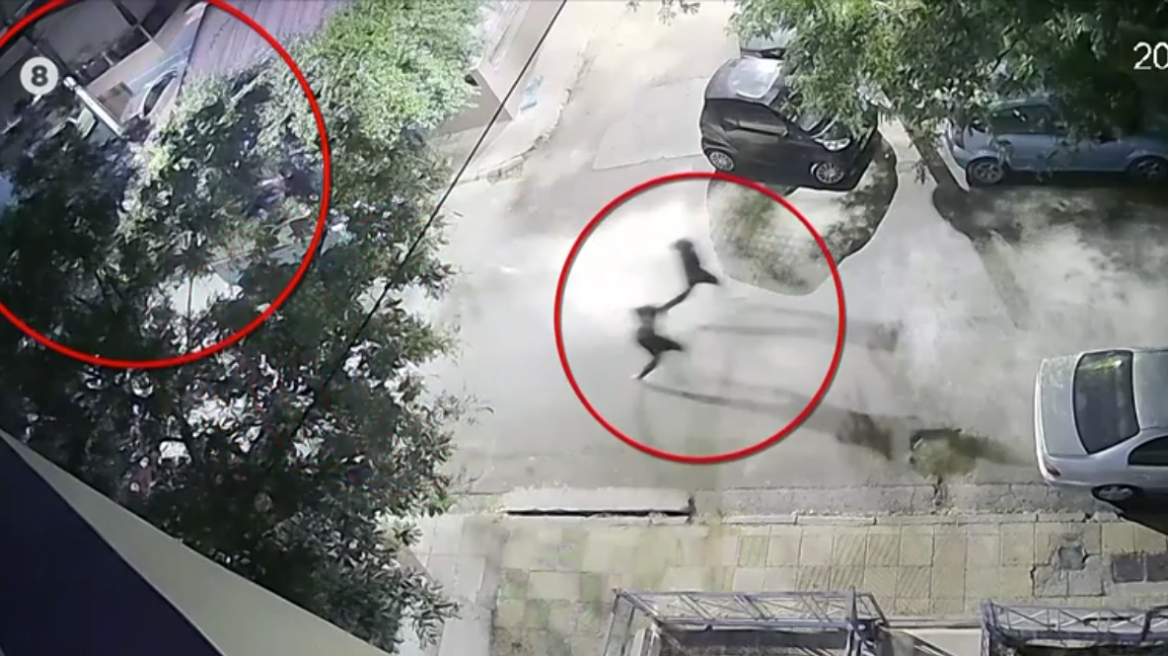 Βίντεο «δείχνει» εμπρησμό σε καφετέρια στον Άγιο Ελευθέριο