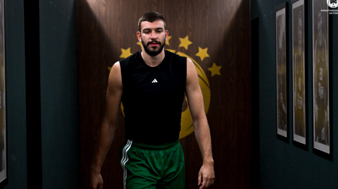 Ρογκαβόπουλος: «Ένιωσα από την πρώτη στιγμή τον σεβασμό από τον Παναθηναϊκό»
