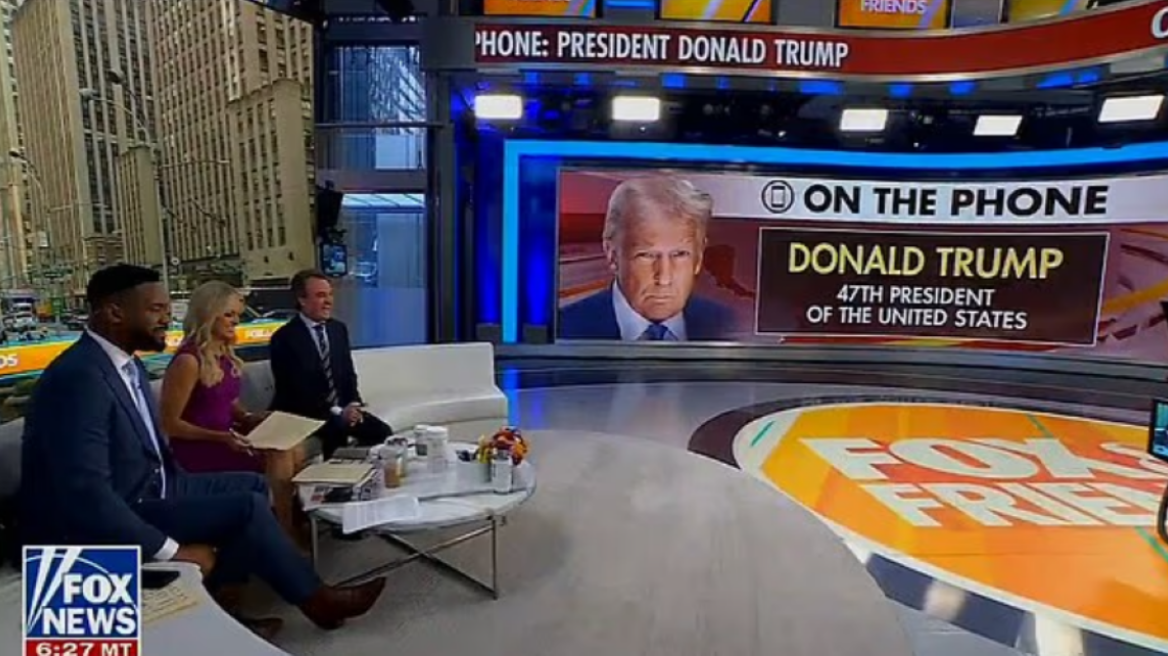 Ο Τραμπ προκάλεσε αμηχανία στον αέρα: Αποκάλυψε τη σχέση παρουσιαστών του FOX και τους ρώτησε πόσα χρήματα βγάζουν, δείτε βίντεο