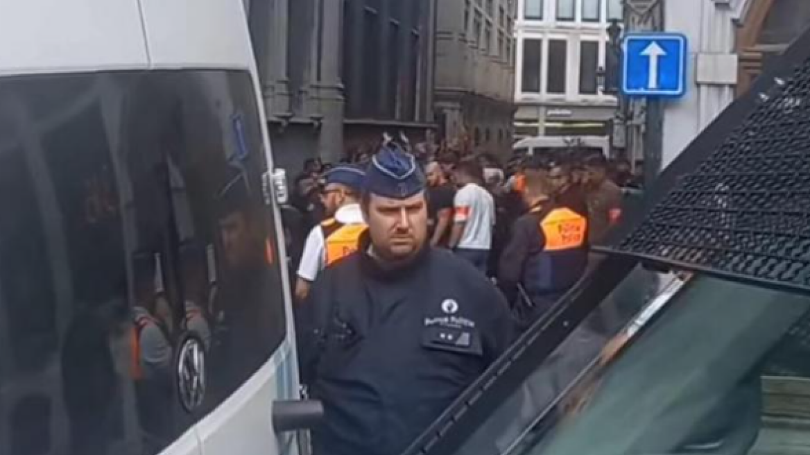 Επεισόδια με χημικά και προσαγωγές οπαδών της ΑΕΚ στις Βρυξέλλες - Θα κρατηθούν έως την λήξη του αγώνα με την Άντερλεχτ, δείτε βίντεο