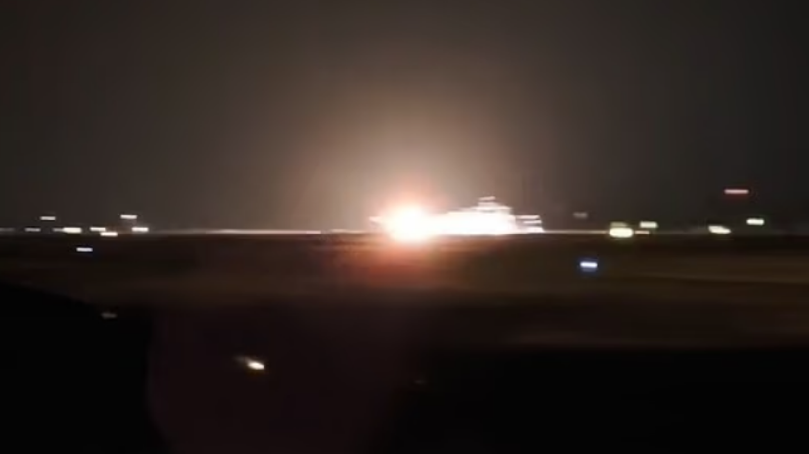 Μαλαισία: Μαχητικό F/A-18 Hornet έπιασε φωτιά και συνετρίβη κατά την απογείωση του - Δείτε βίντεο
