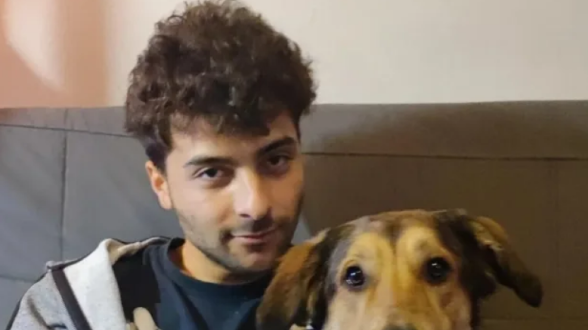 Πάτρα: Συγκινεί η μητέρα του 27χρονου που σκοτώθηκε σε τροχαίο - «Χάσαμε έναν άγγελο» λέει λίγο πριν την κηδεία του
