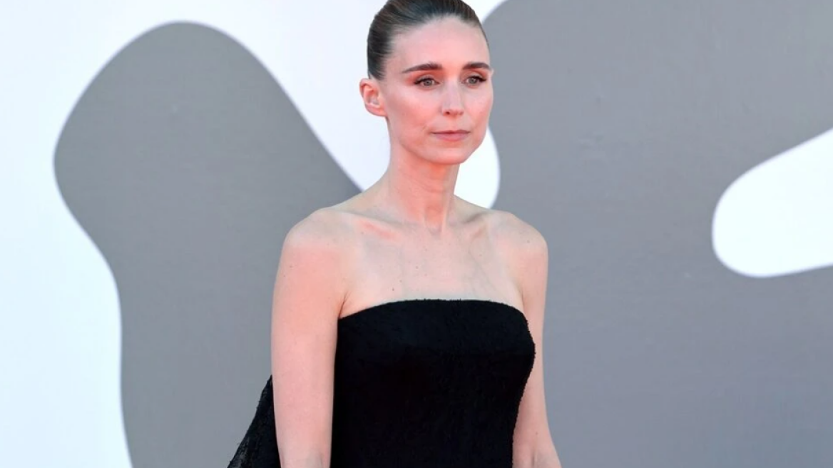 Φεστιβάλ Βενετίας: Οι δύο εμφανίσεις της Rooney Mara με Givenchy
