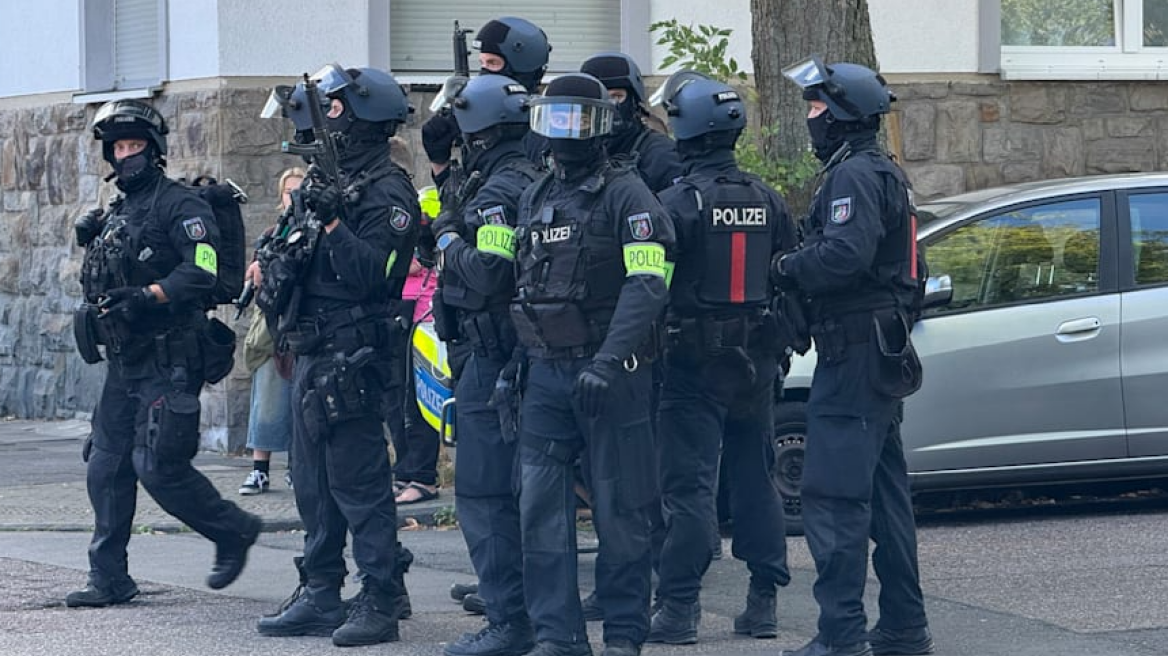 Μαθητής 18 ετών από το Κόσοβο μαχαίρωσε καθηγήτρια σε σχολείο στη Γερμανία - Σε σοβαρή κατάσταση το θύμα