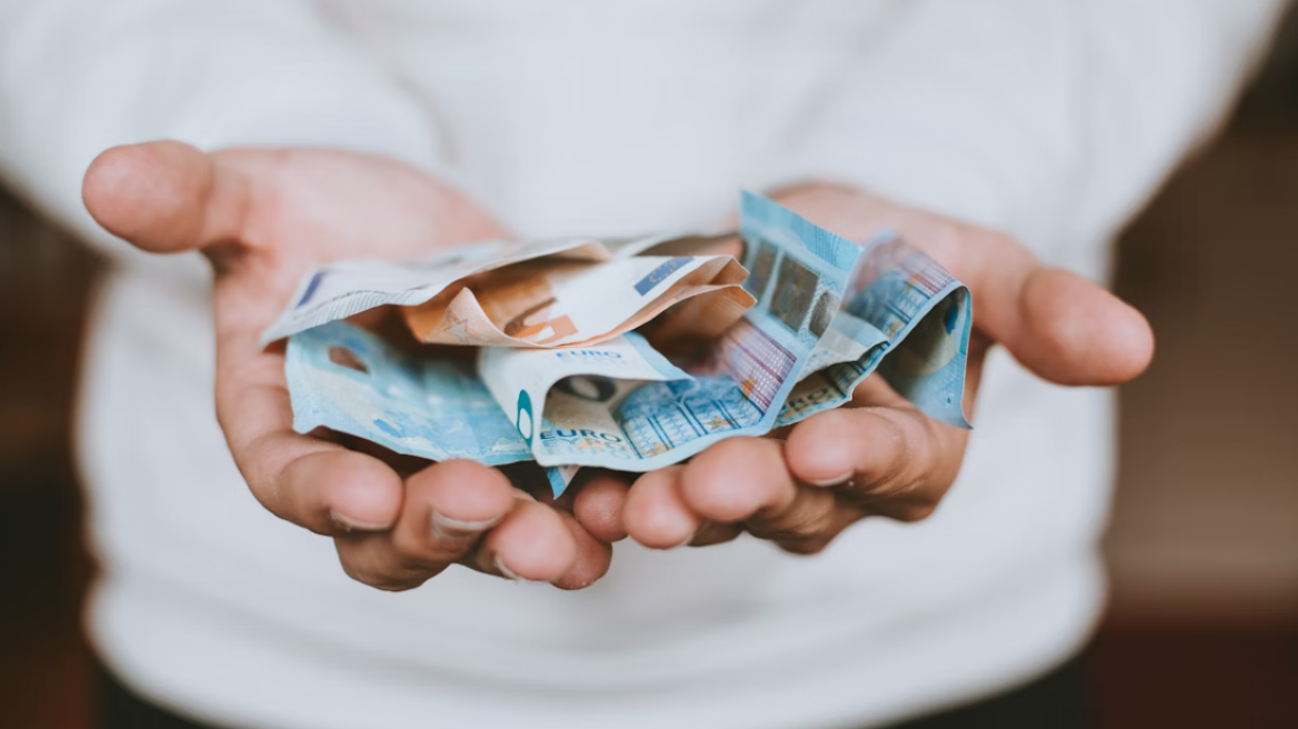 Συντάξεις Οκτωβρίου 2025: Οι οριστικές ημερομηνίες πληρωμής για ασφαλισμένους σε ΟΑΕΕ, ΟΓΑ και ΕΤΑΑ
