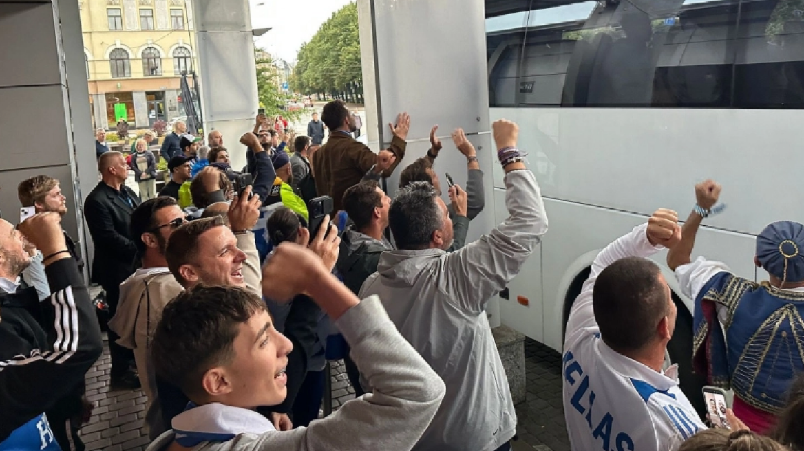 Eurobasket 2025: Αποθεώθηκε η Εθνική μπάσκετ κατά την αναχώρησή της για το γήπεδο - Βίντεο 