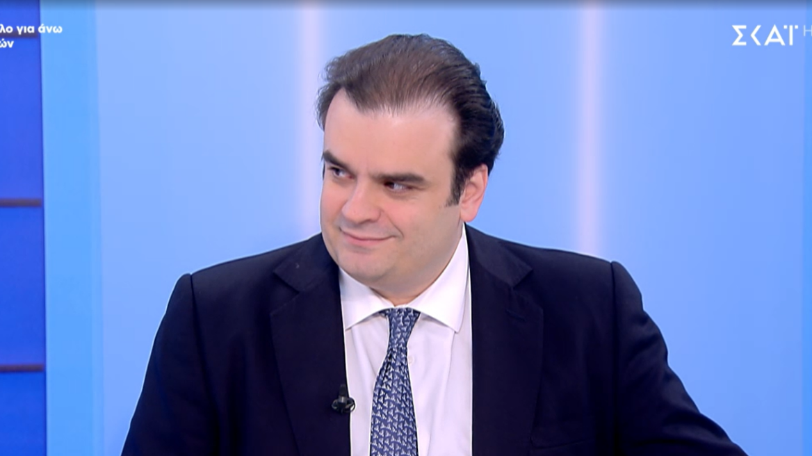 Πιερρακάκης: Το επόμενο 8μηνο θα δοθούν €2,5 δισ. για στήριξη των εισοδημάτων - Στην Ελλάδα είχαμε πολλούς Χάρι Πότερ που δεν αποδείχθηκαν τόσο μάγοι