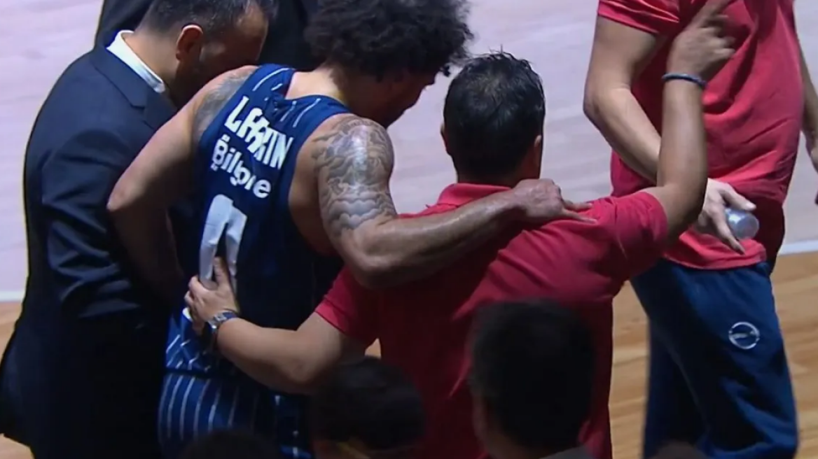 Εφές: Ο Λάρκιν αποχώρησε υποβασταζόμενος από το παιχνίδι με την Μπάγερν Μονάχου 