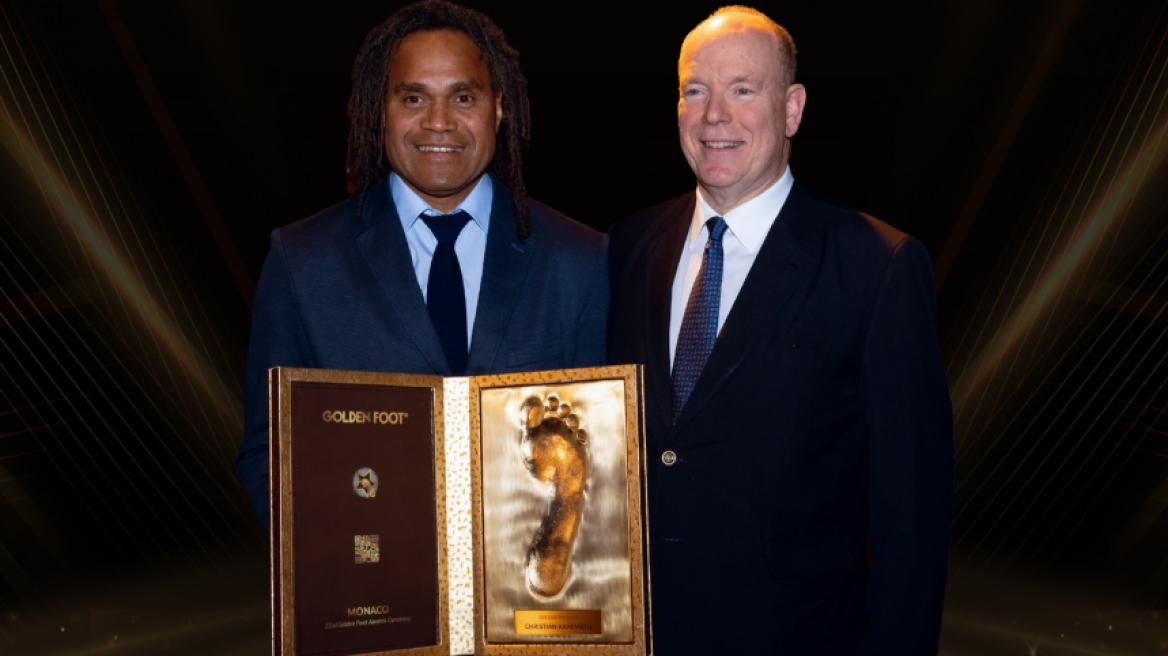 Κριστιάν Καρεμπέ: Τιμήθηκε με το βραβείο «Golden Foot Legend» για την προσφορά του στο ποδόσφαιρο