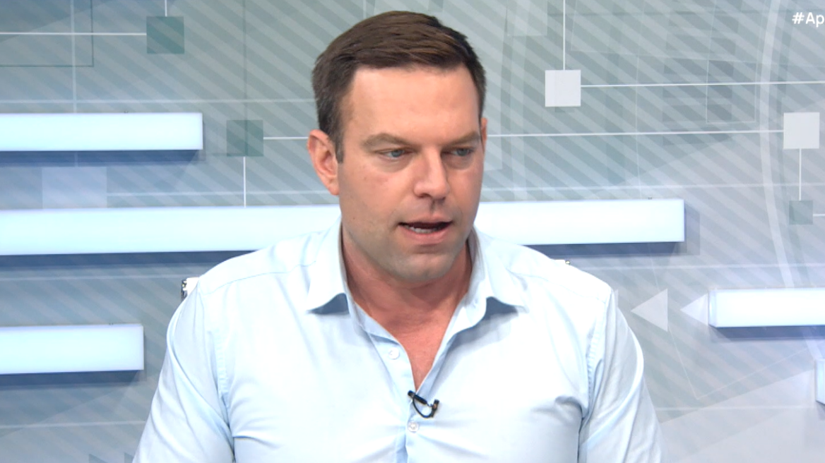 Κασσελάκης: Ο Τσίπρας ξόδεψε 1 εκατ. πάνω από την εκλογική αποζημίωση ενώ ήξερε ότι ο ΣΥΡΙΖΑ θα είναι 20% χαμηλότερα - Αυτό δεν είναι Αριστερά, είναι βάλτος