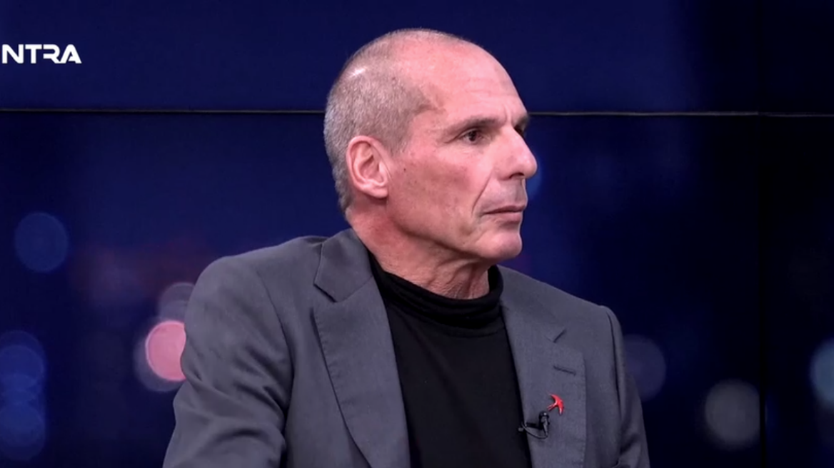 Βαρουφάκης για Τσίπρα: Έκανε οντισιόν στο Παλλάς και από κάτω ήταν ο ίδιος διαλυμένος θίασος