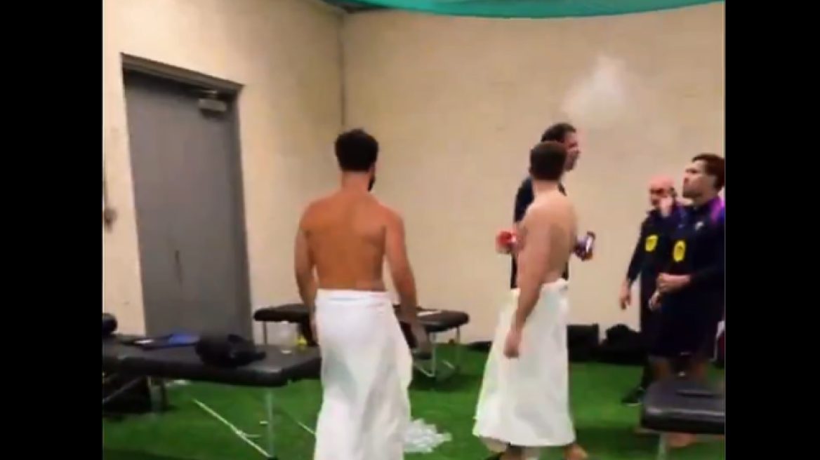 Ο Γιαμάλ «έδωσε» τον Σέζνι να καπνίζει στα αποδυτήρια της Μπαρτσελόνα: Αυτό δεν έπρεπε να καταγραφεί, σχολίασε