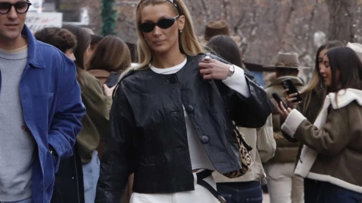 Πώς να φορέσετε λευκό τζιν το χειμώνα σύμφωνα με την Bella Hadid